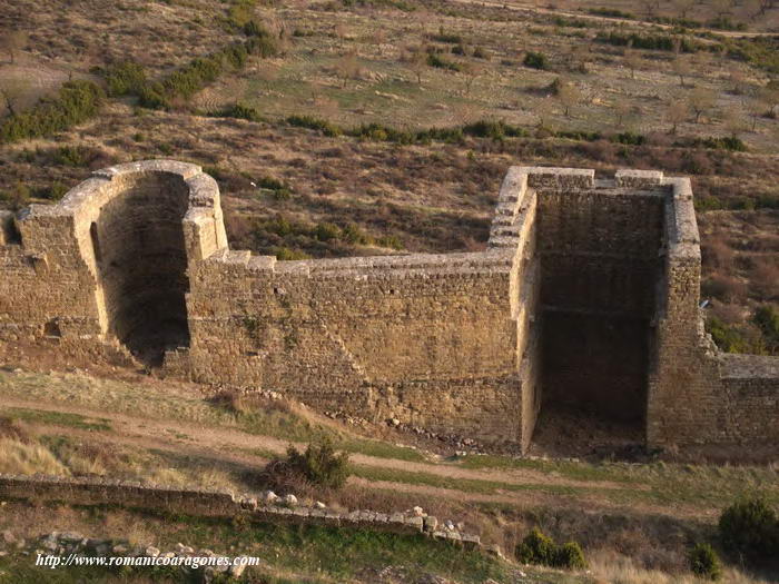 VISTA INTERIOR DE LA PUERTA DE LOS REYES Y CUBO ADYACENTE 